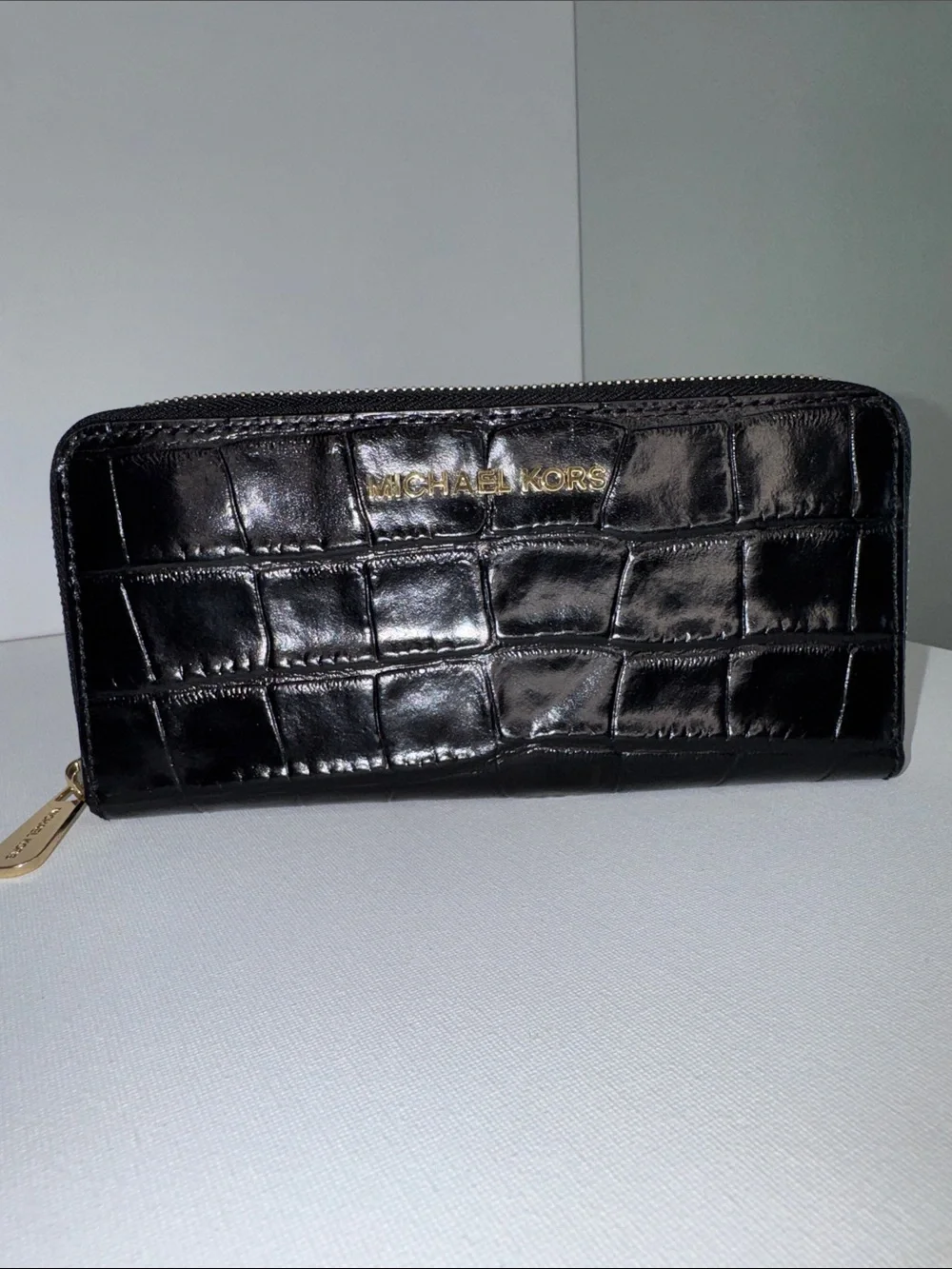 Michael Kors Black Croc-Embossed Jet Set Continental Zip Wallet